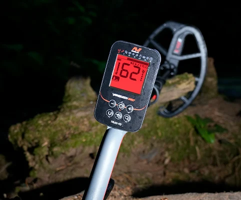 Kayseri Minelab Vanquish 560 Pro Pack - Aydınlatmalı kullanım